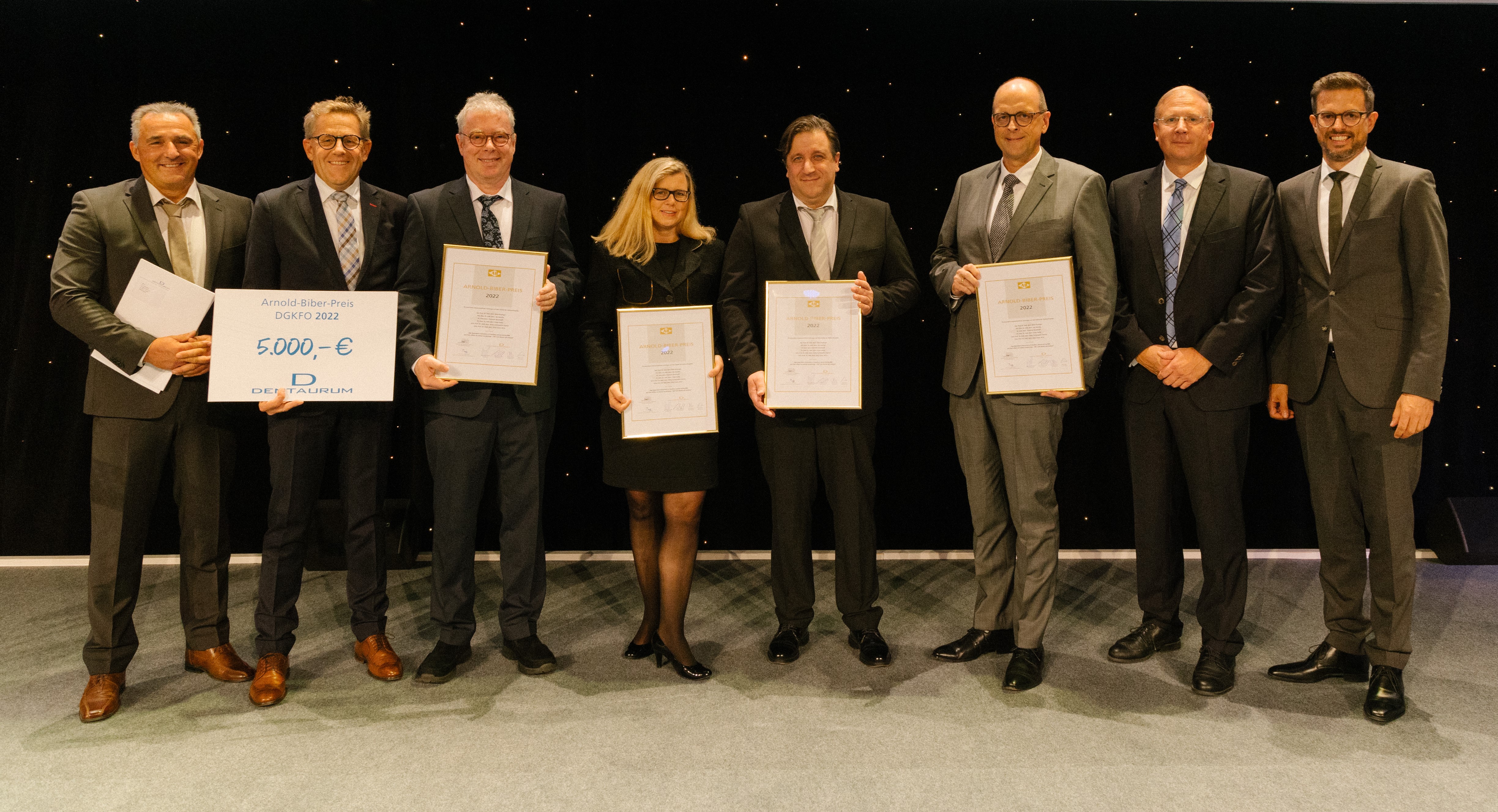 Von Dentaurum gestifteter Arnold-Biber-Preis 2022