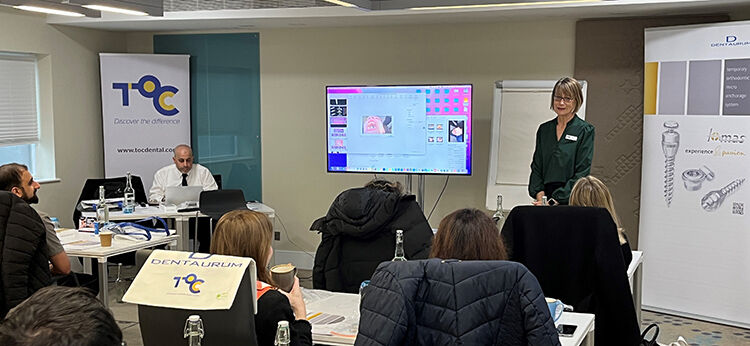 Successful Dentaurum courses on tomas® mini implants